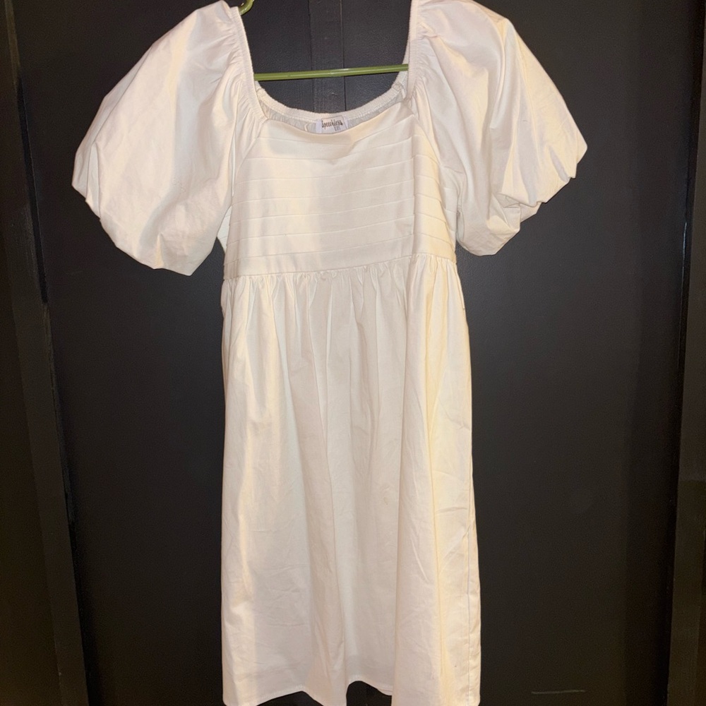 Charming White Puff Sleeve Kids Dress